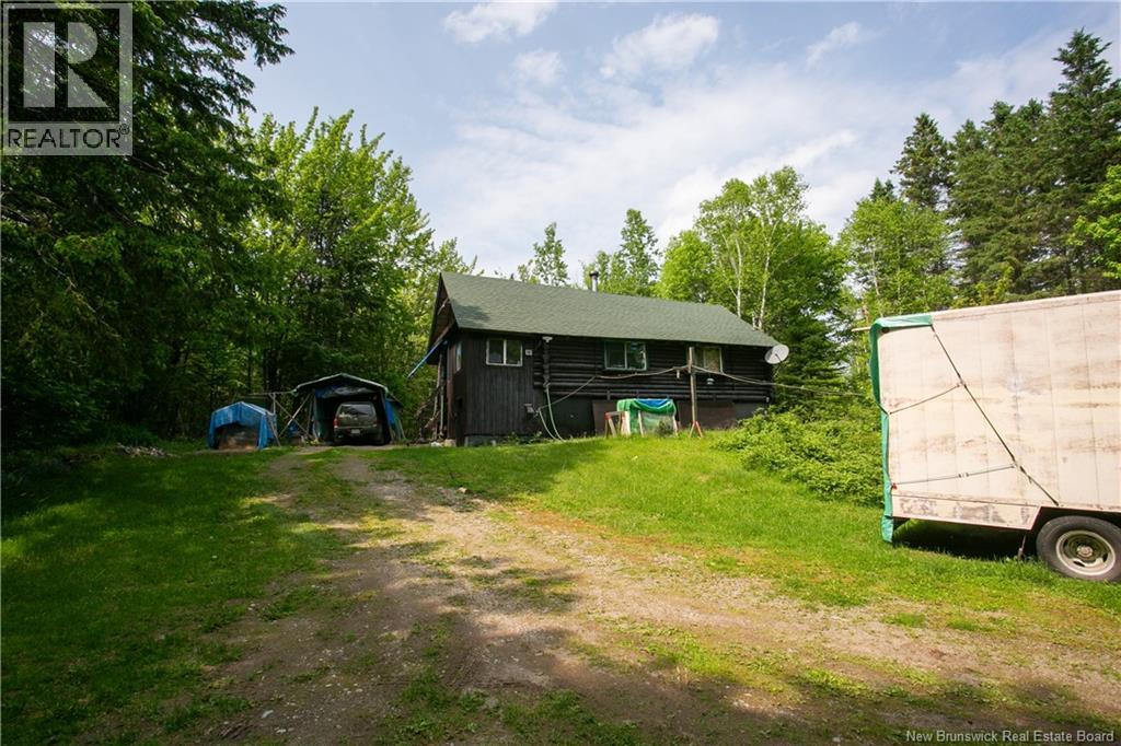 327 Maple Grove Road - 22