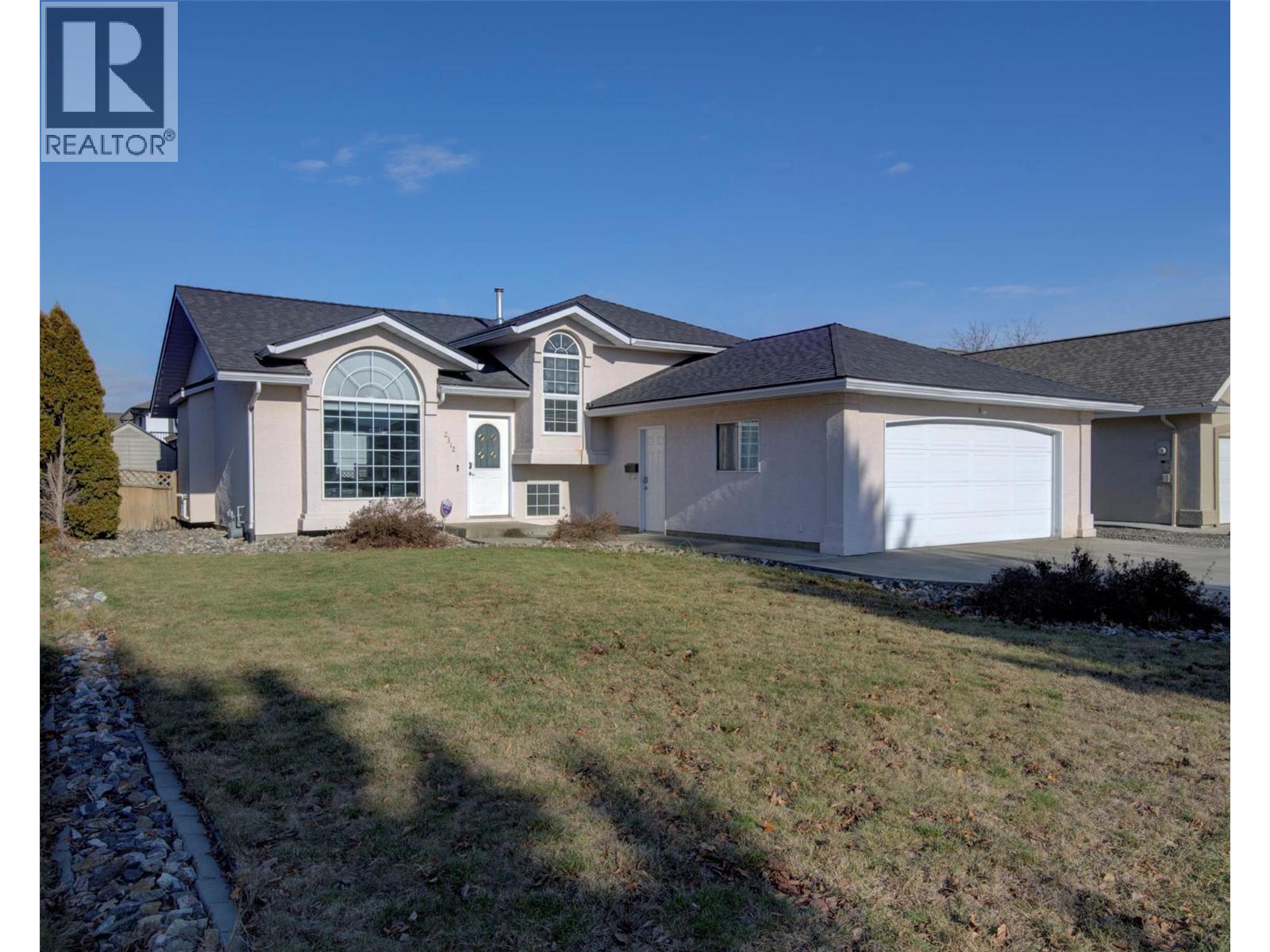 2312 Hunter Avenue, Armstrong