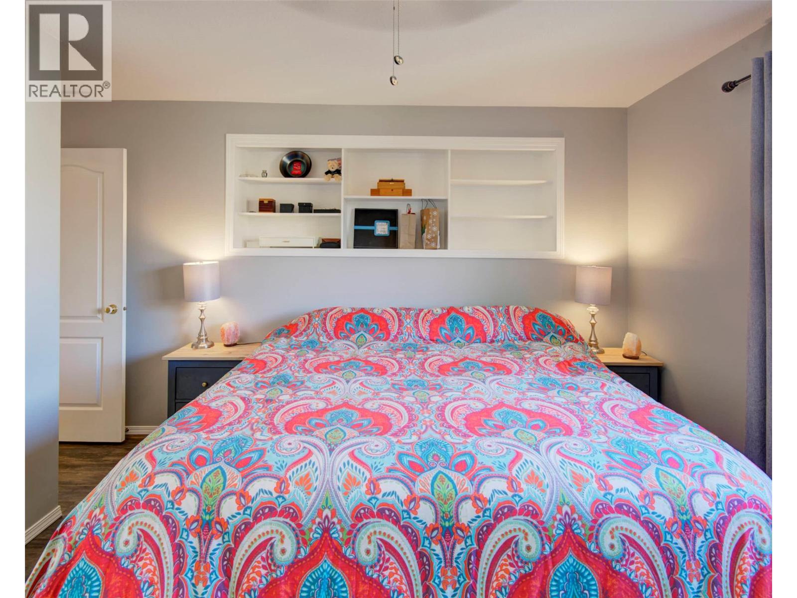 2312 Hunter Avenue, Armstrong