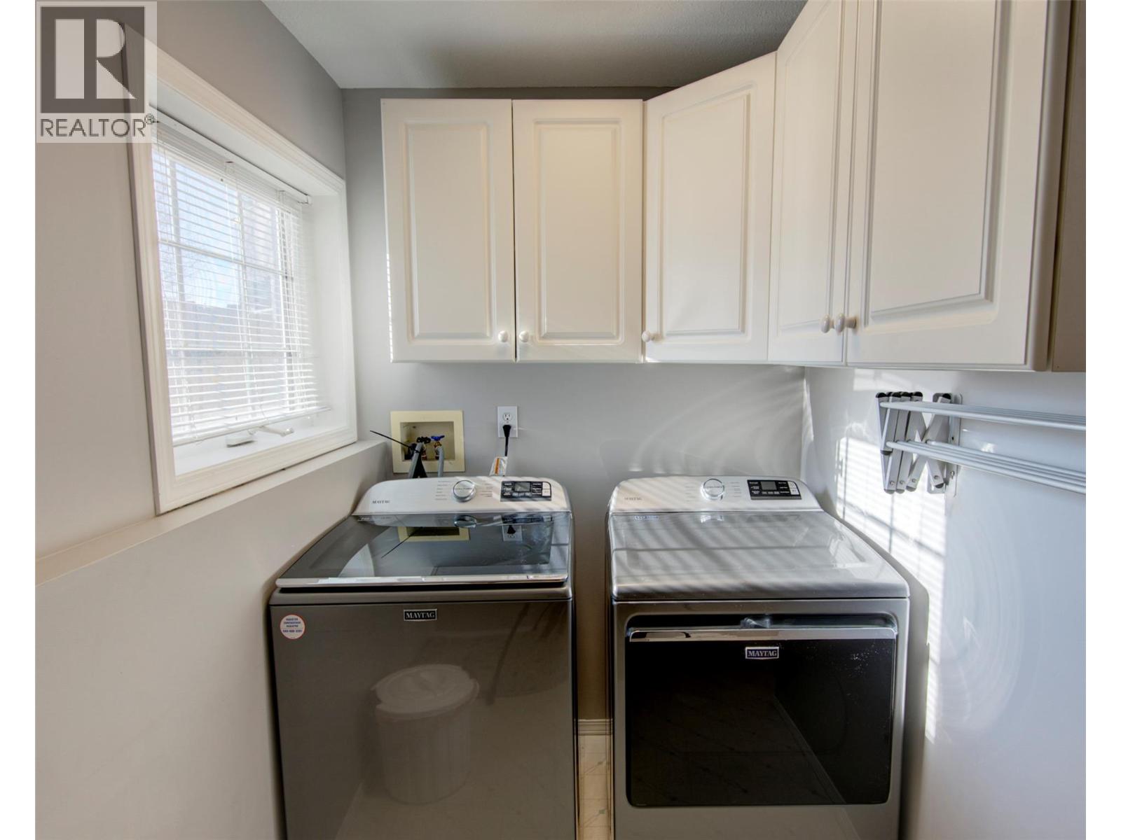 2312 Hunter Avenue, Armstrong