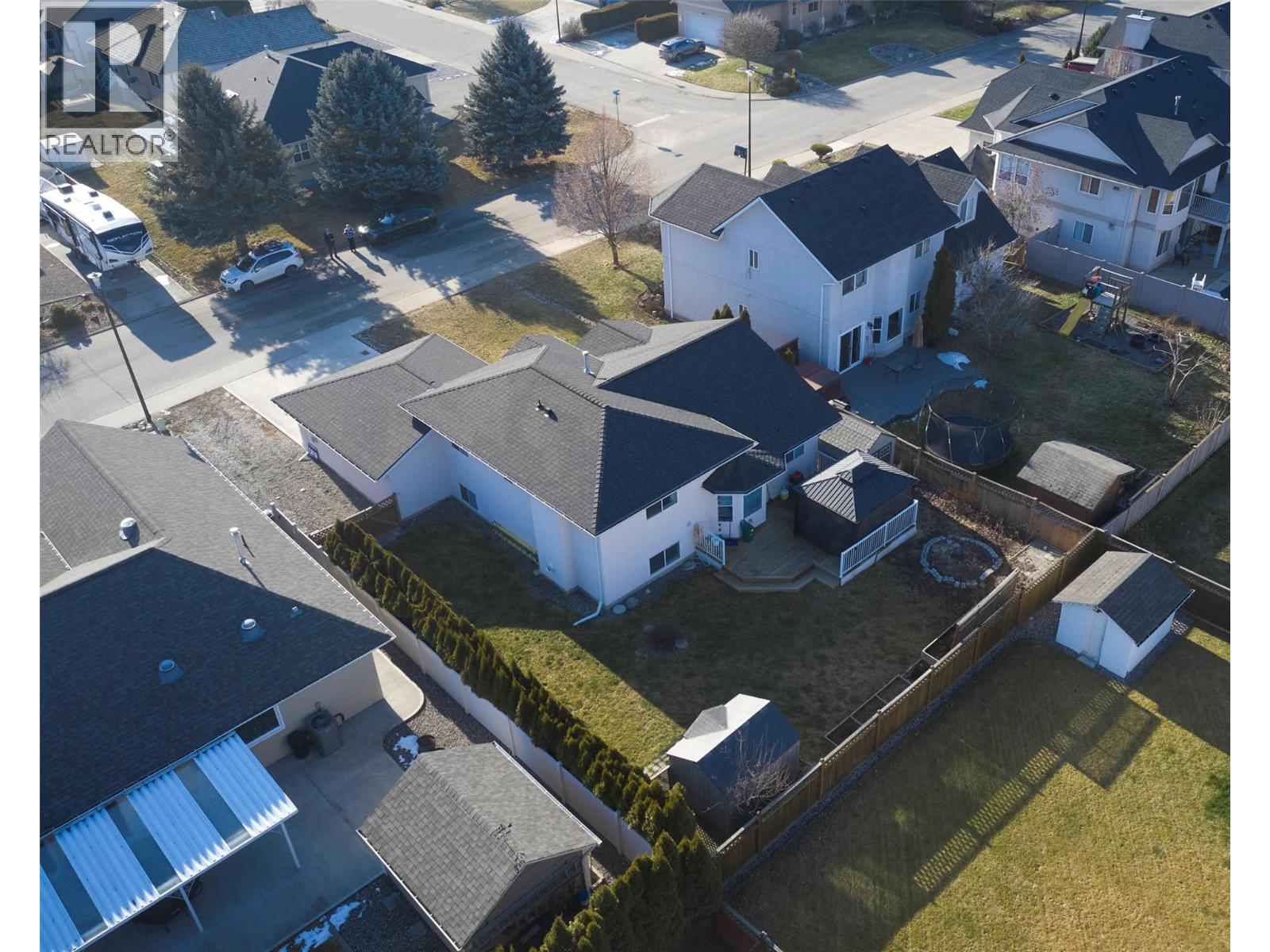 2312 Hunter Avenue, Armstrong