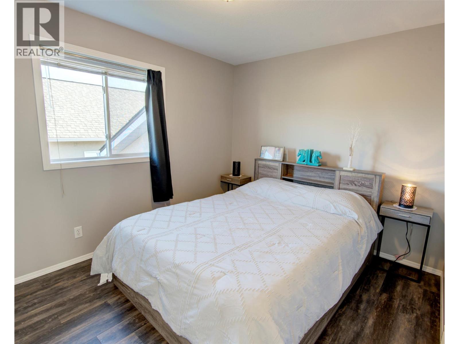 2312 Hunter Avenue, Armstrong