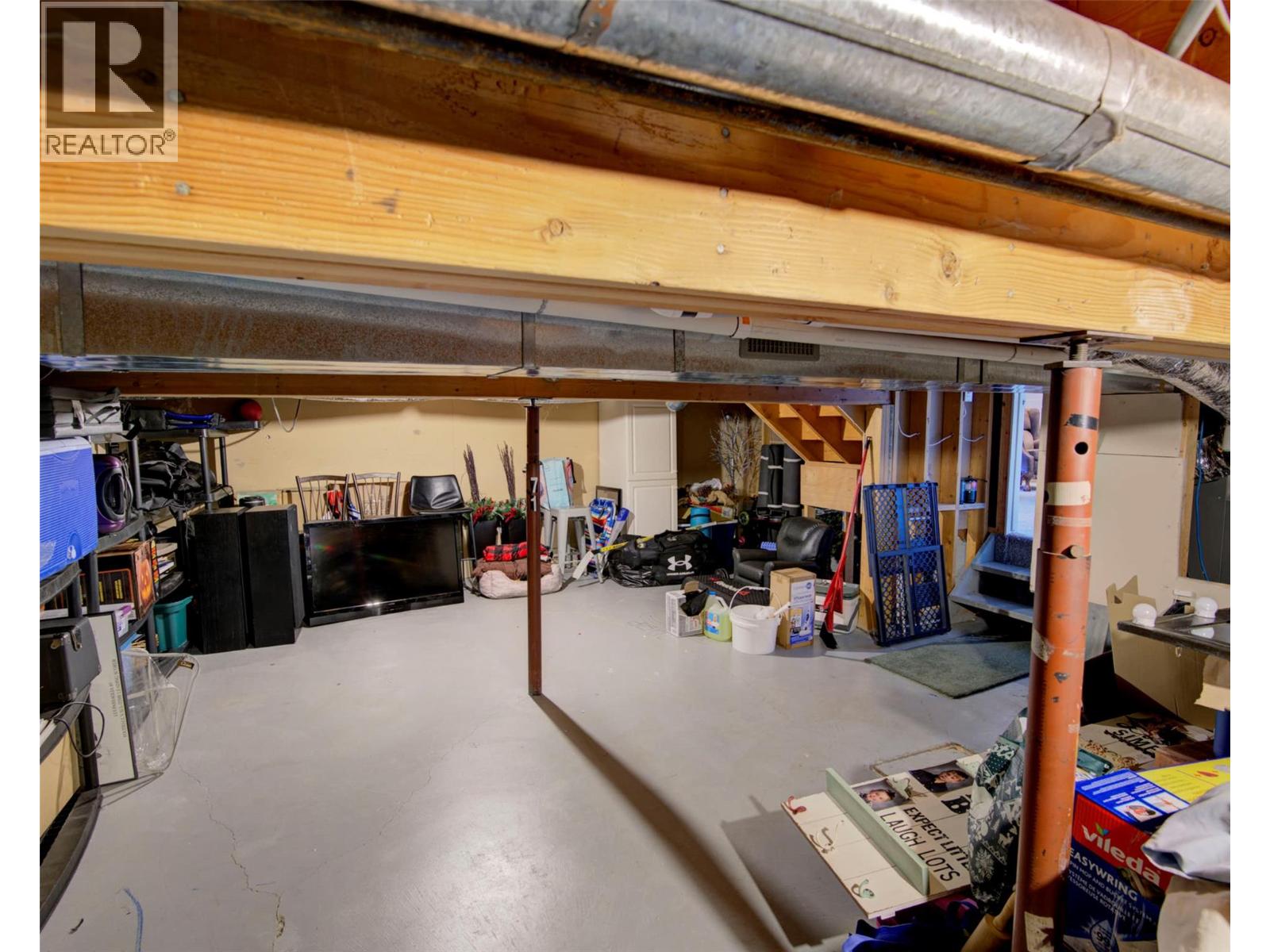 2312 Hunter Avenue, Armstrong