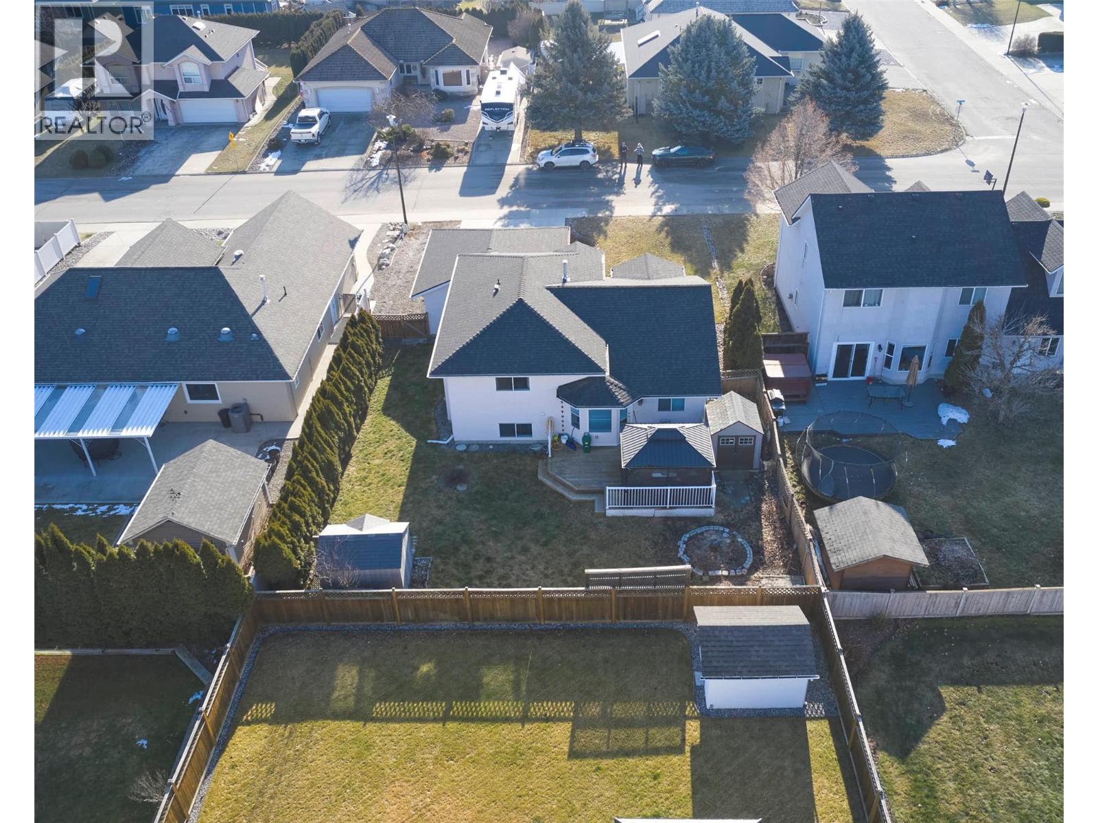 2312 Hunter Avenue, Armstrong