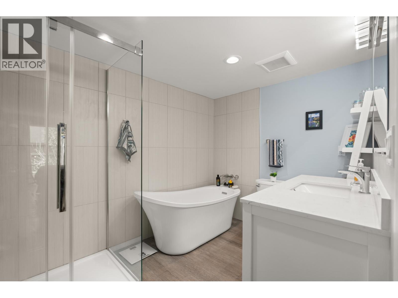 1480 VIEW Crescent, Delta