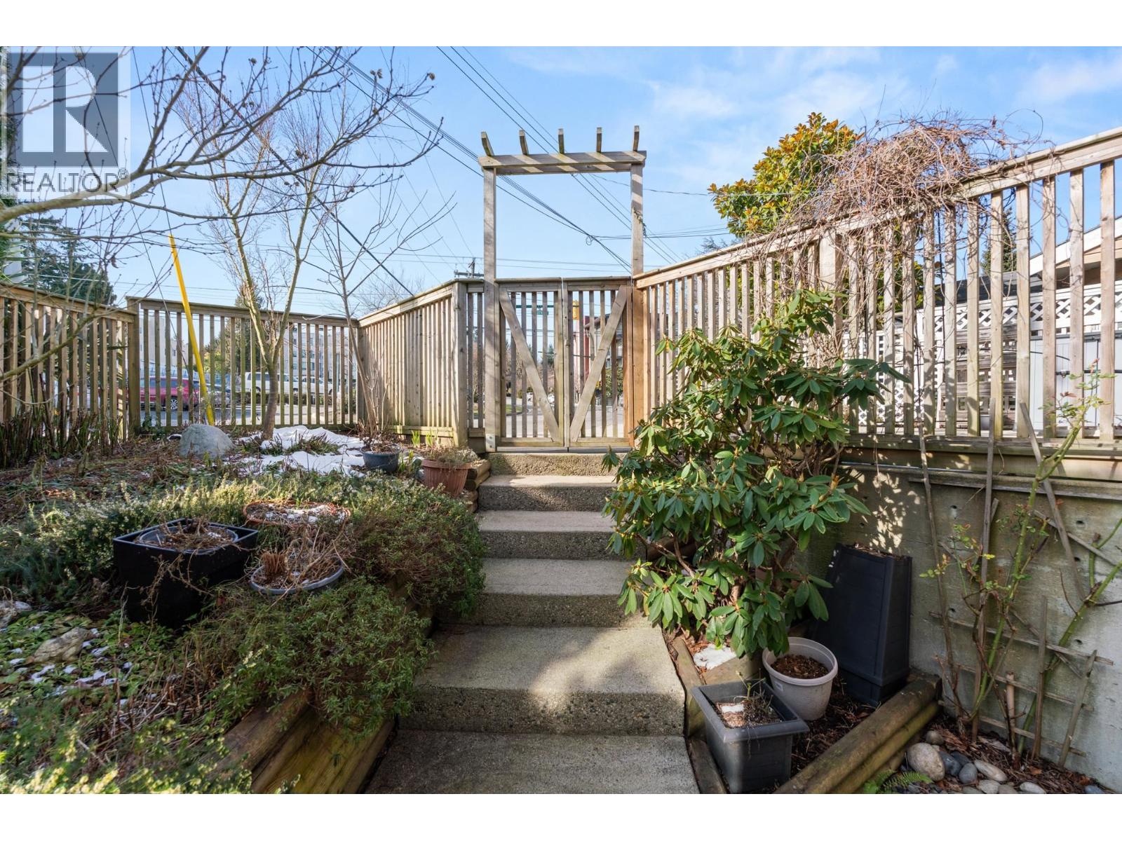 1480 VIEW Crescent, Delta