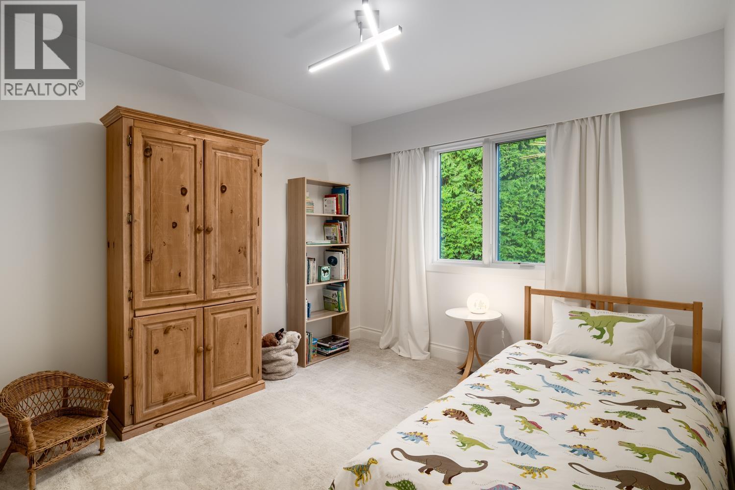 4615 WOODGREEN DRIVE, West Vancouver