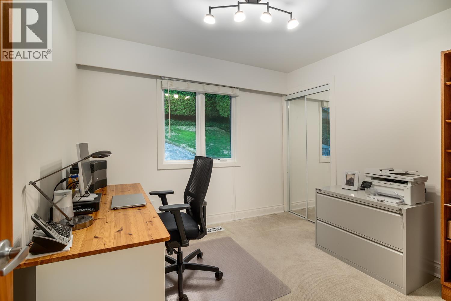 4615 WOODGREEN DRIVE, West Vancouver