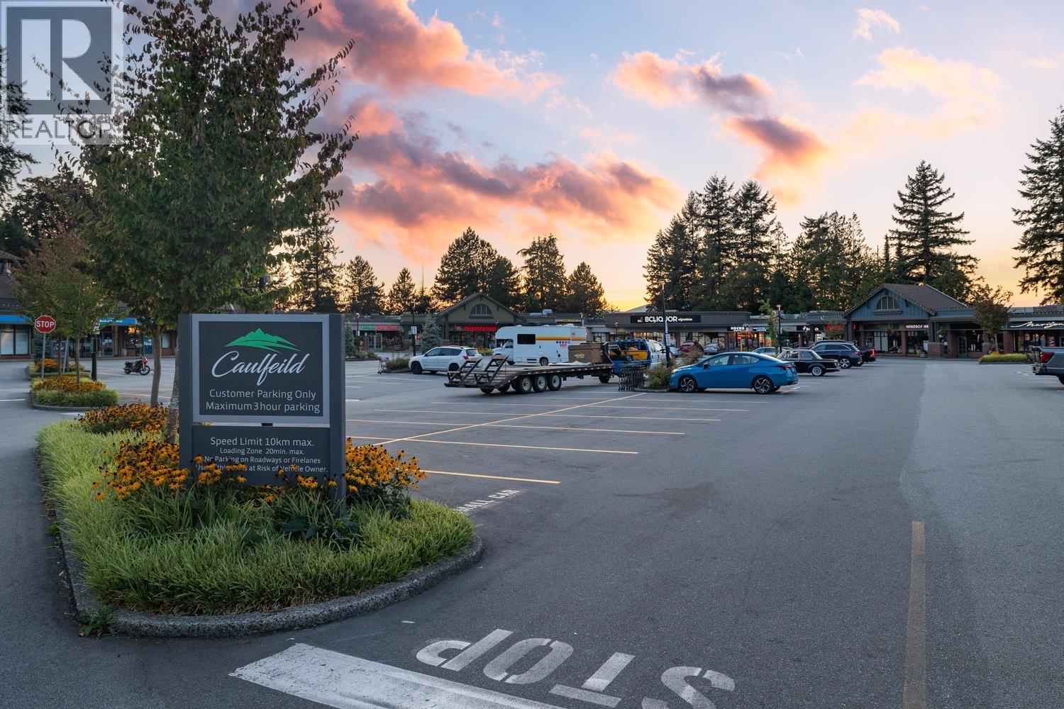 4615 WOODGREEN DRIVE, West Vancouver