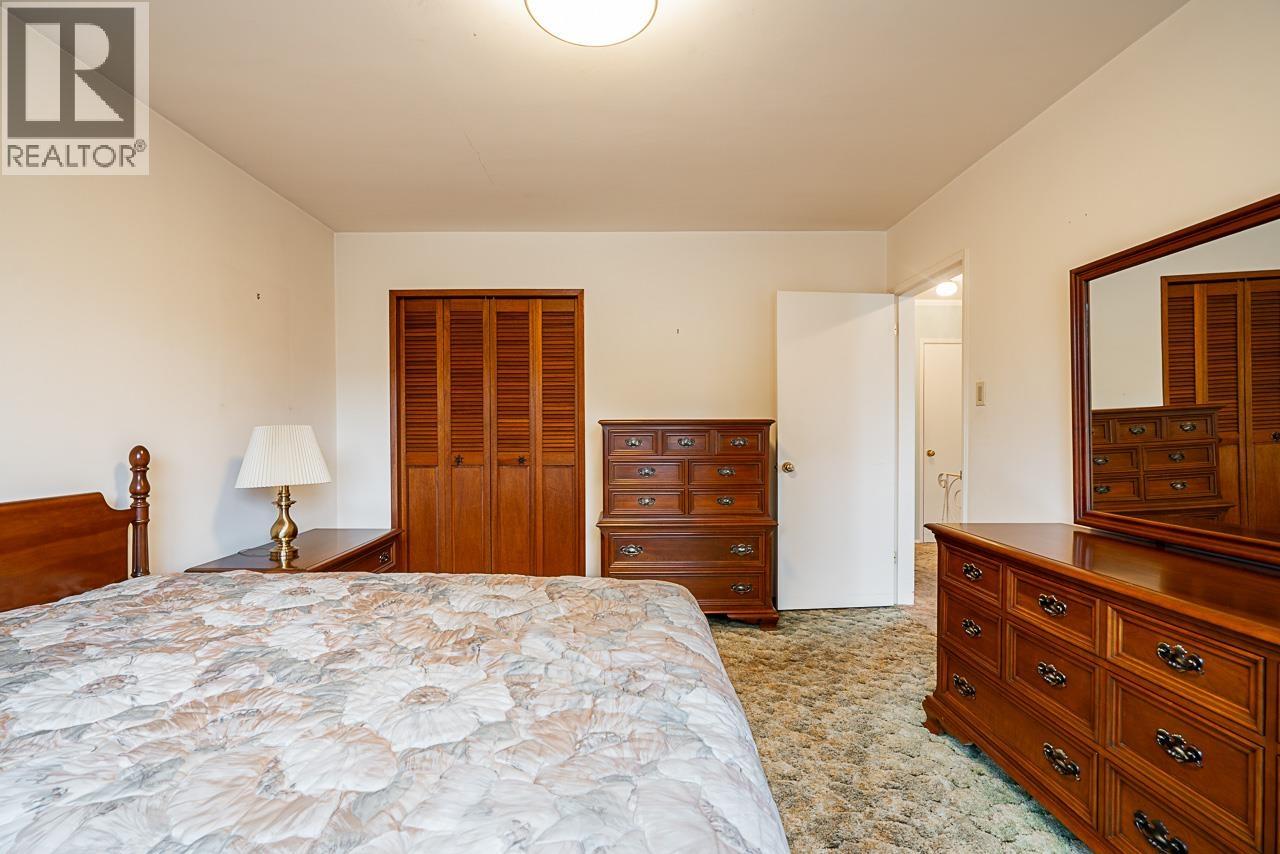 6779 ELWELL STREET, Burnaby