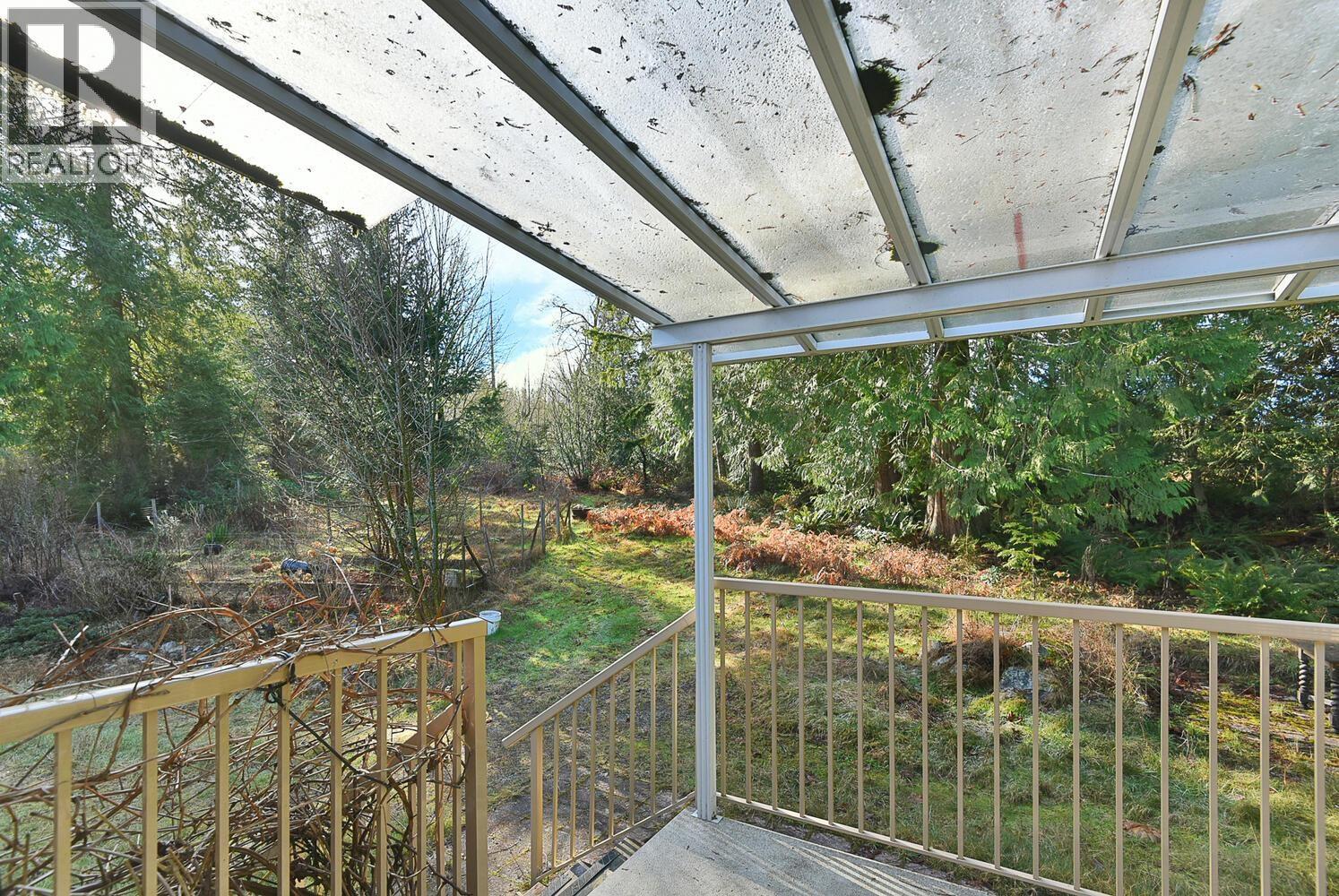 6377 N GALE AVENUE, Sechelt