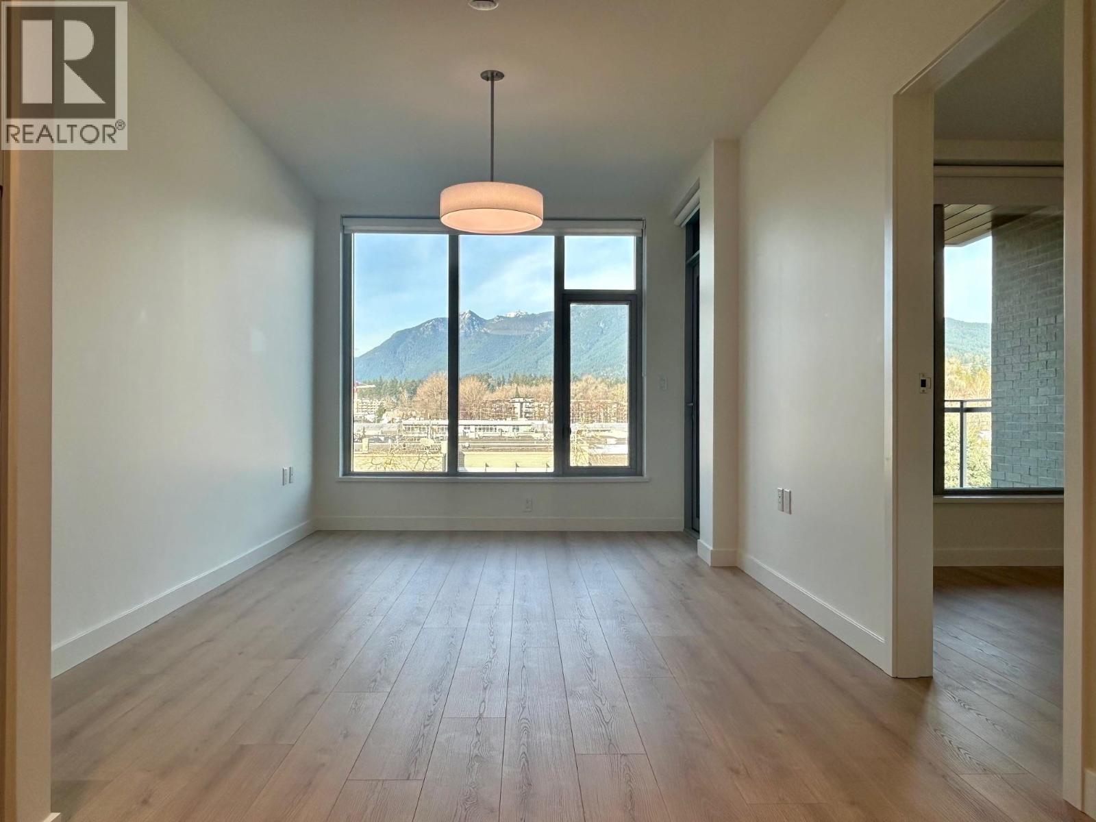 510 755 HARBOURSIDE DRIVE, North Vancouver