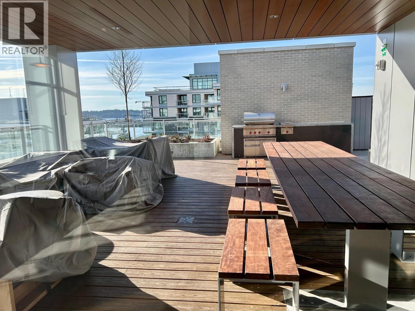 510 755 HARBOURSIDE DRIVE, North Vancouver