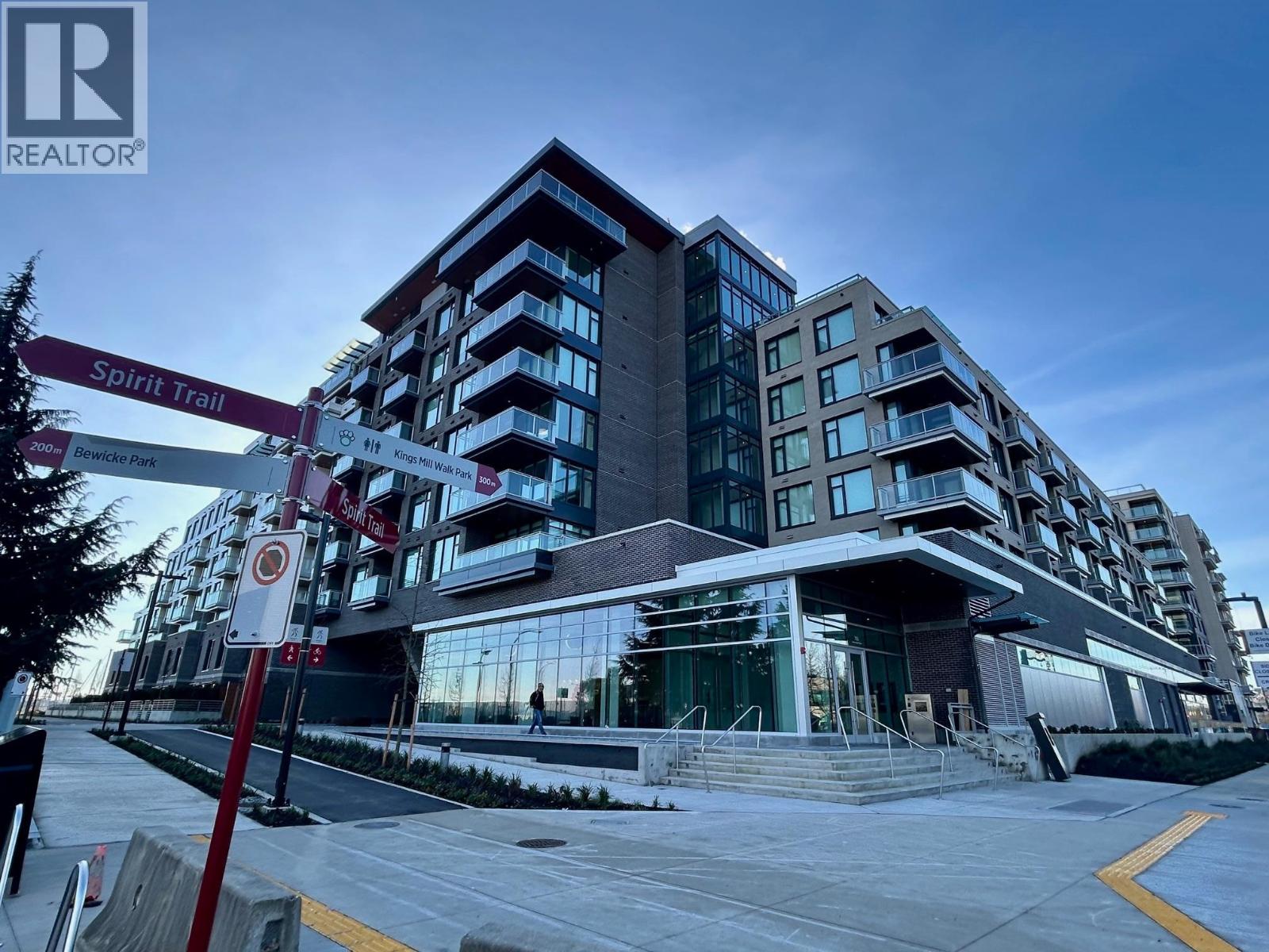 510 755 HARBOURSIDE DRIVE, North Vancouver