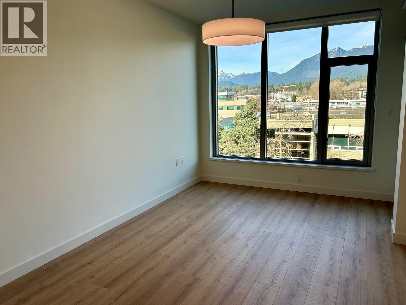 510 755 HARBOURSIDE DRIVE, North Vancouver