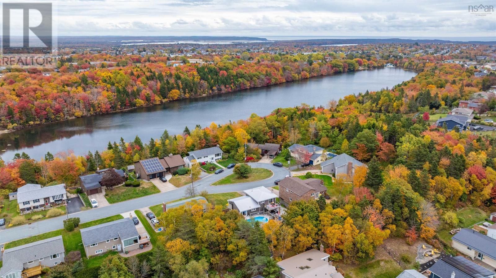 Property 38 of 39 of 16 Donview Drive