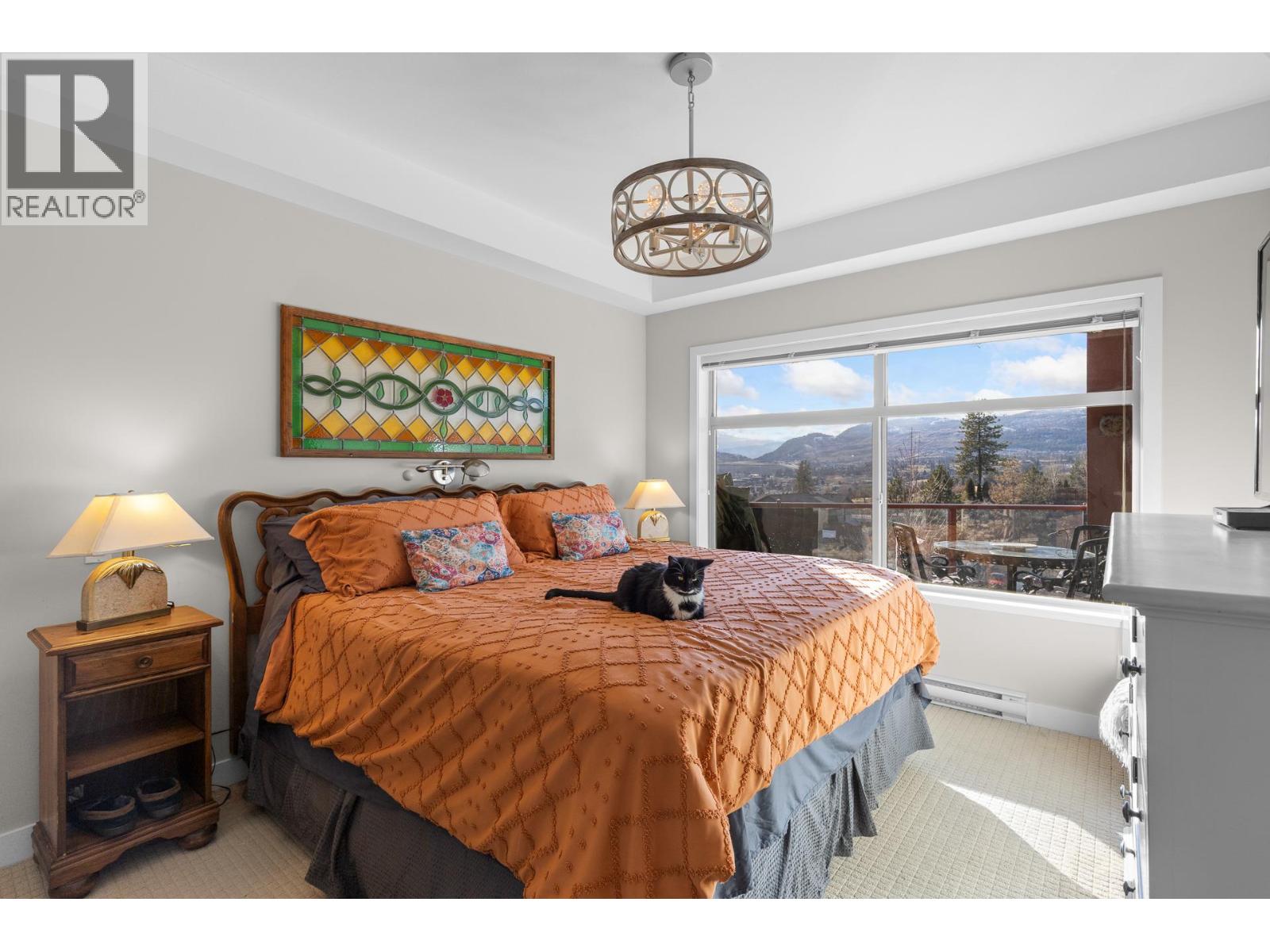 #408 3220 SKYVIEW LANE - 12