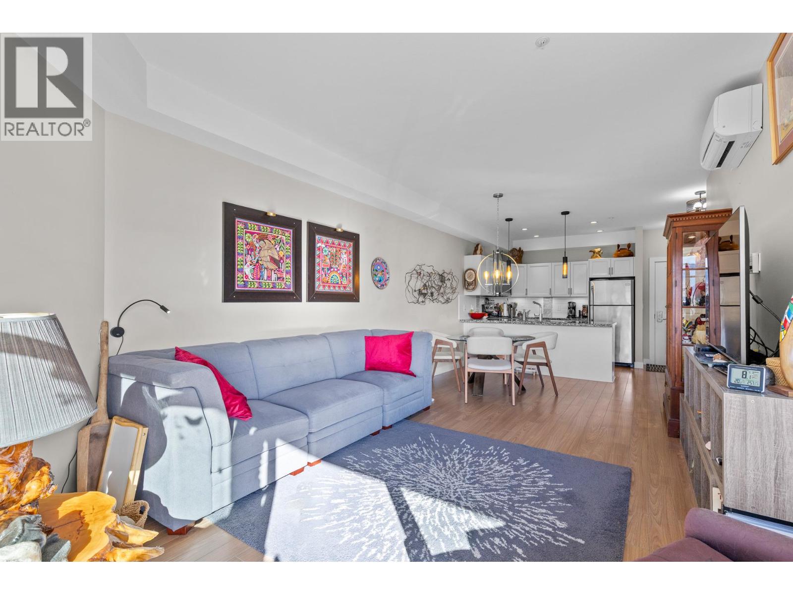 #408 3220 SKYVIEW LANE - 10