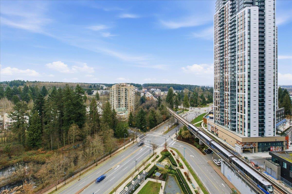 1610 9887 WHALLEY BOULEVARD, Surrey