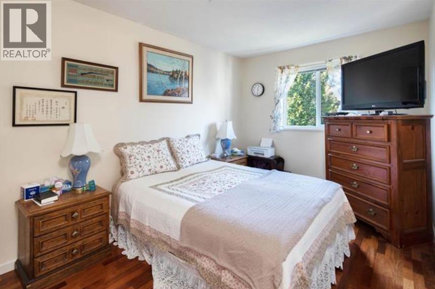 E307 40180 WILLOW CRESCENT, Squamish