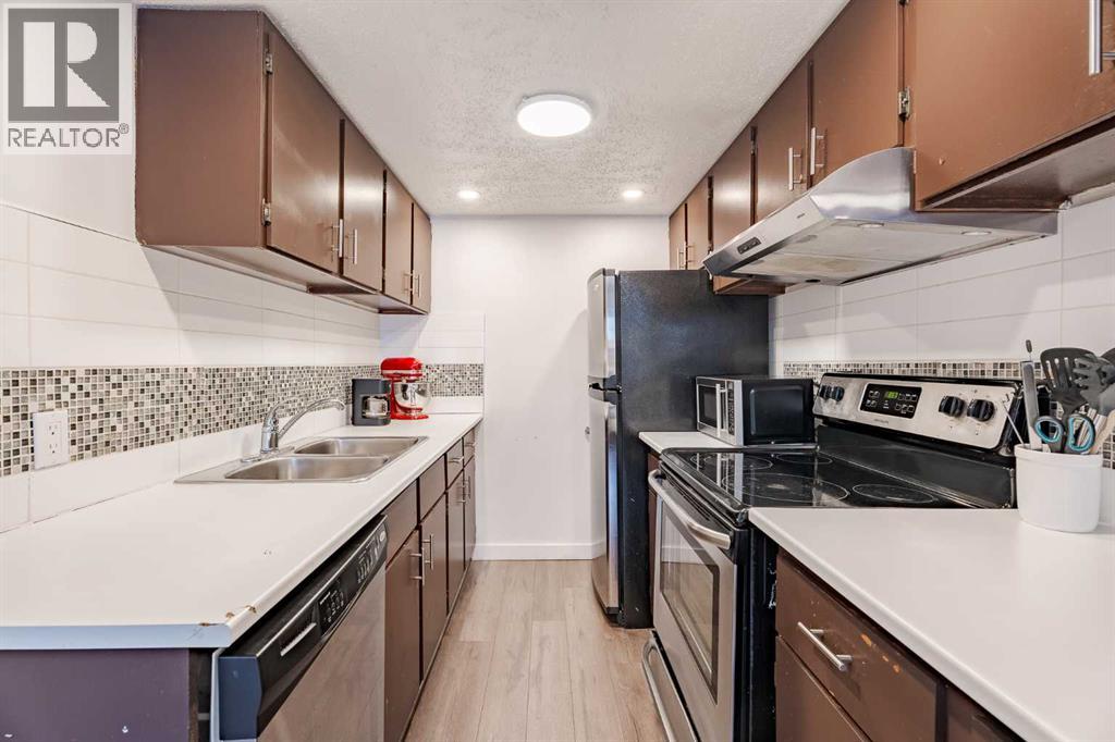 Single Family House for Sale in   Brookpark Drive SW Braeside Calgary 