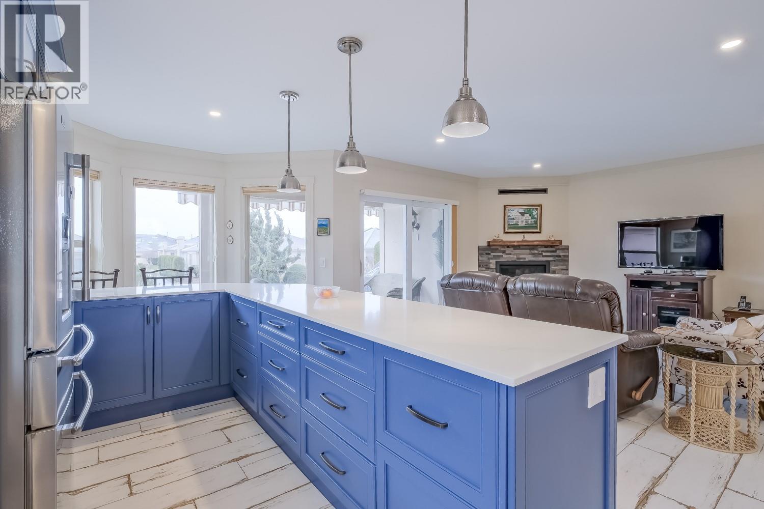 #419 595 Yates Road - 14