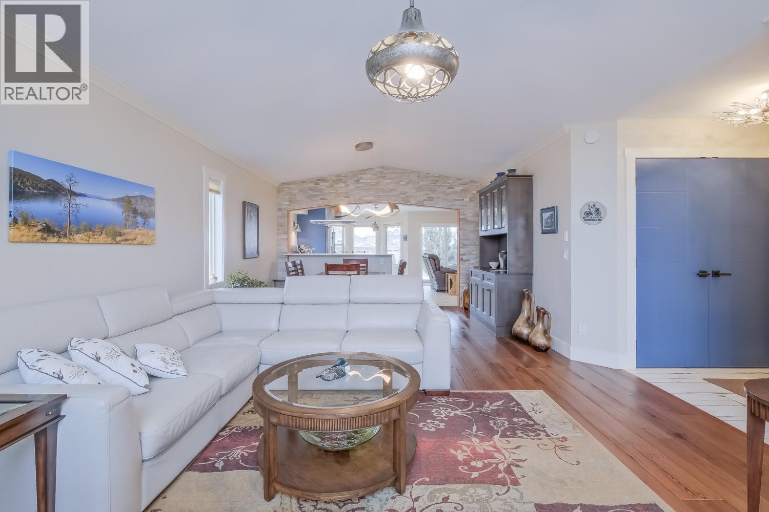 #419 595 Yates Road - 6