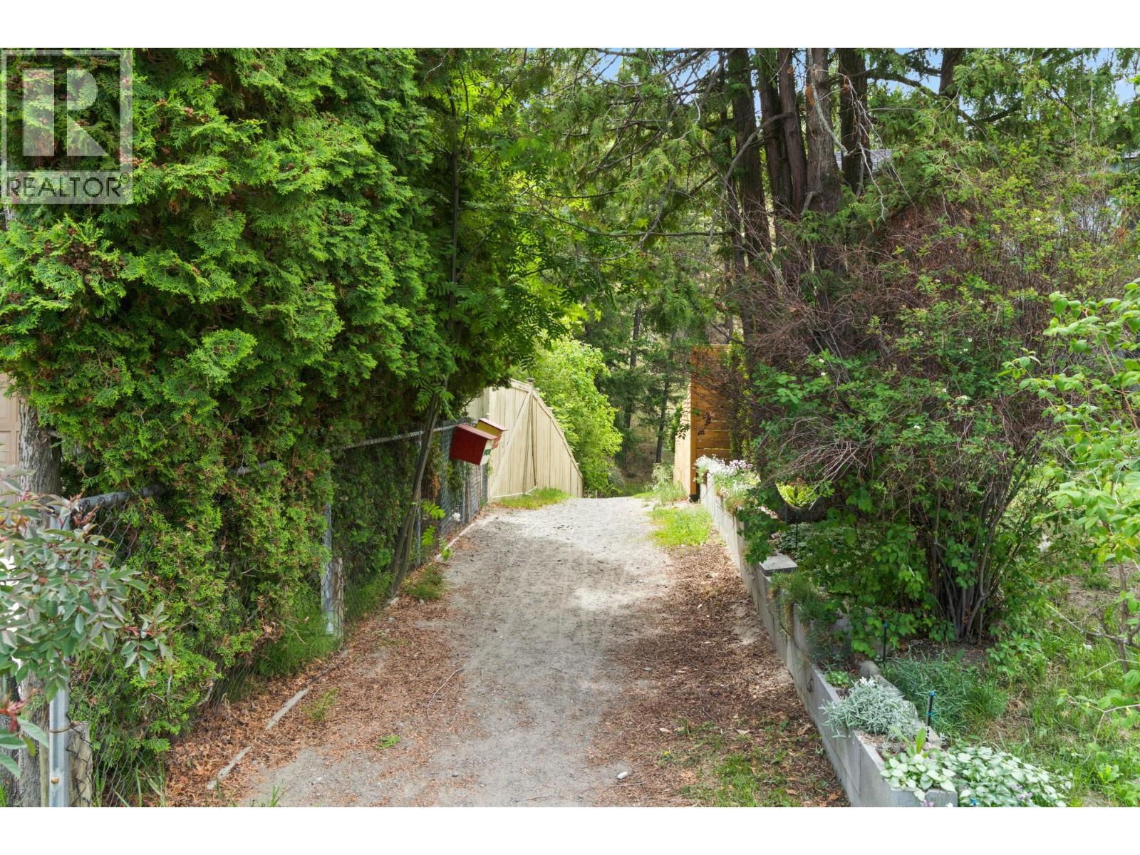 125 MONMOUTH Drive, Kamloops