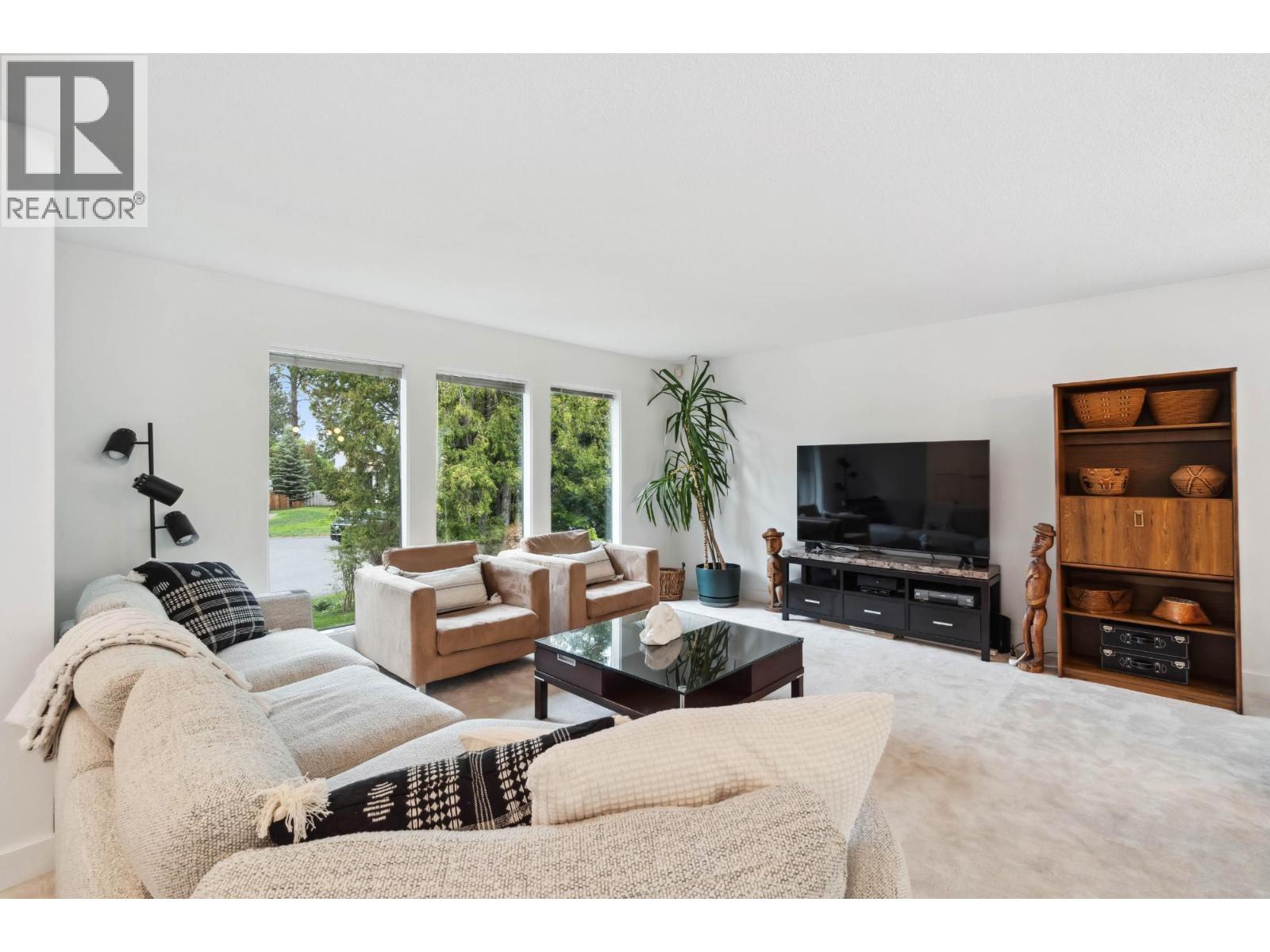 125 MONMOUTH Drive, Kamloops