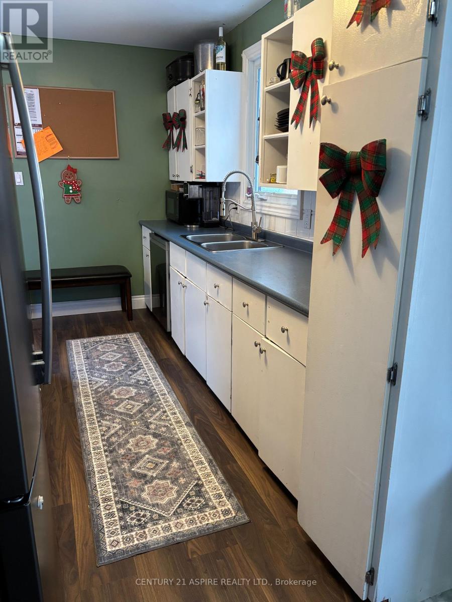 9 JAMES STREET - Photo 2 of 15, Petawawa, Ontario