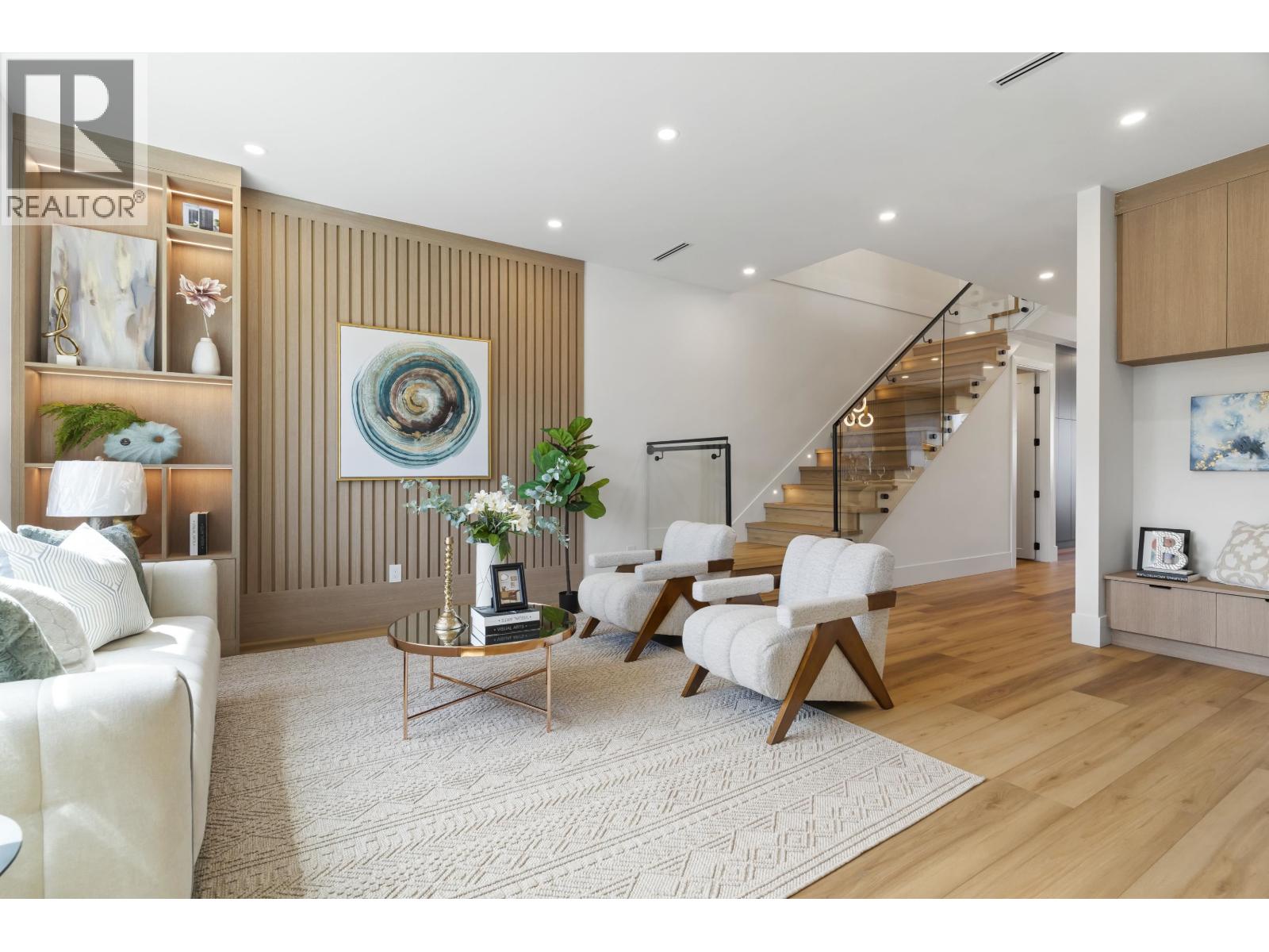 7225 10TH AVENUE, Burnaby