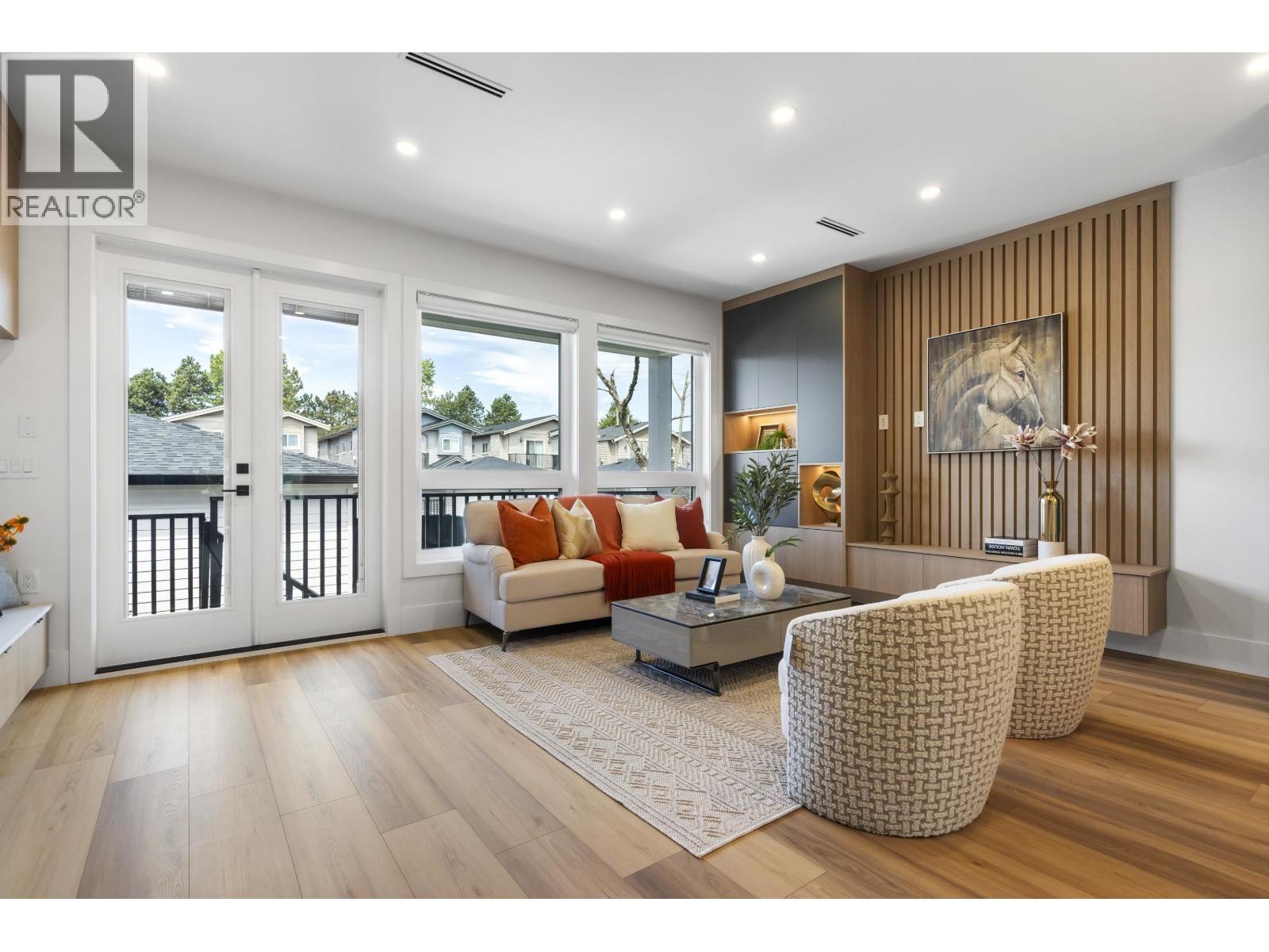 7225 10TH AVENUE, Burnaby