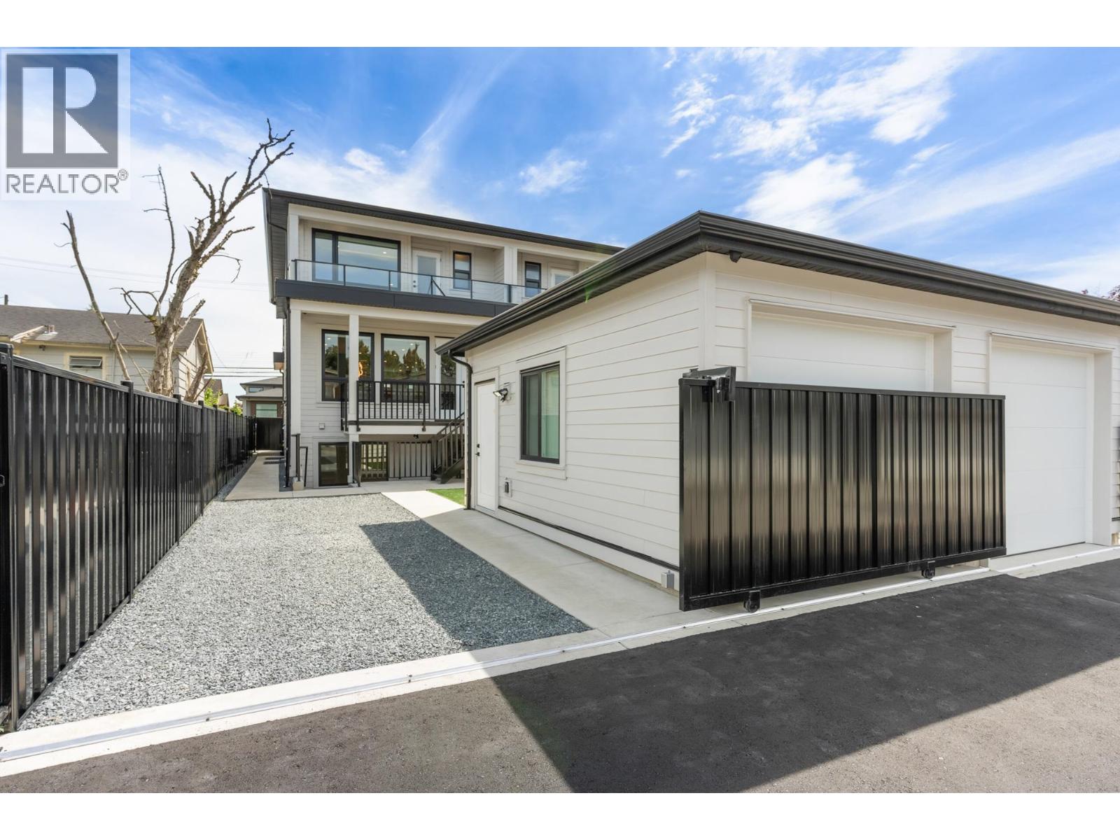 7225 10TH AVENUE, Burnaby