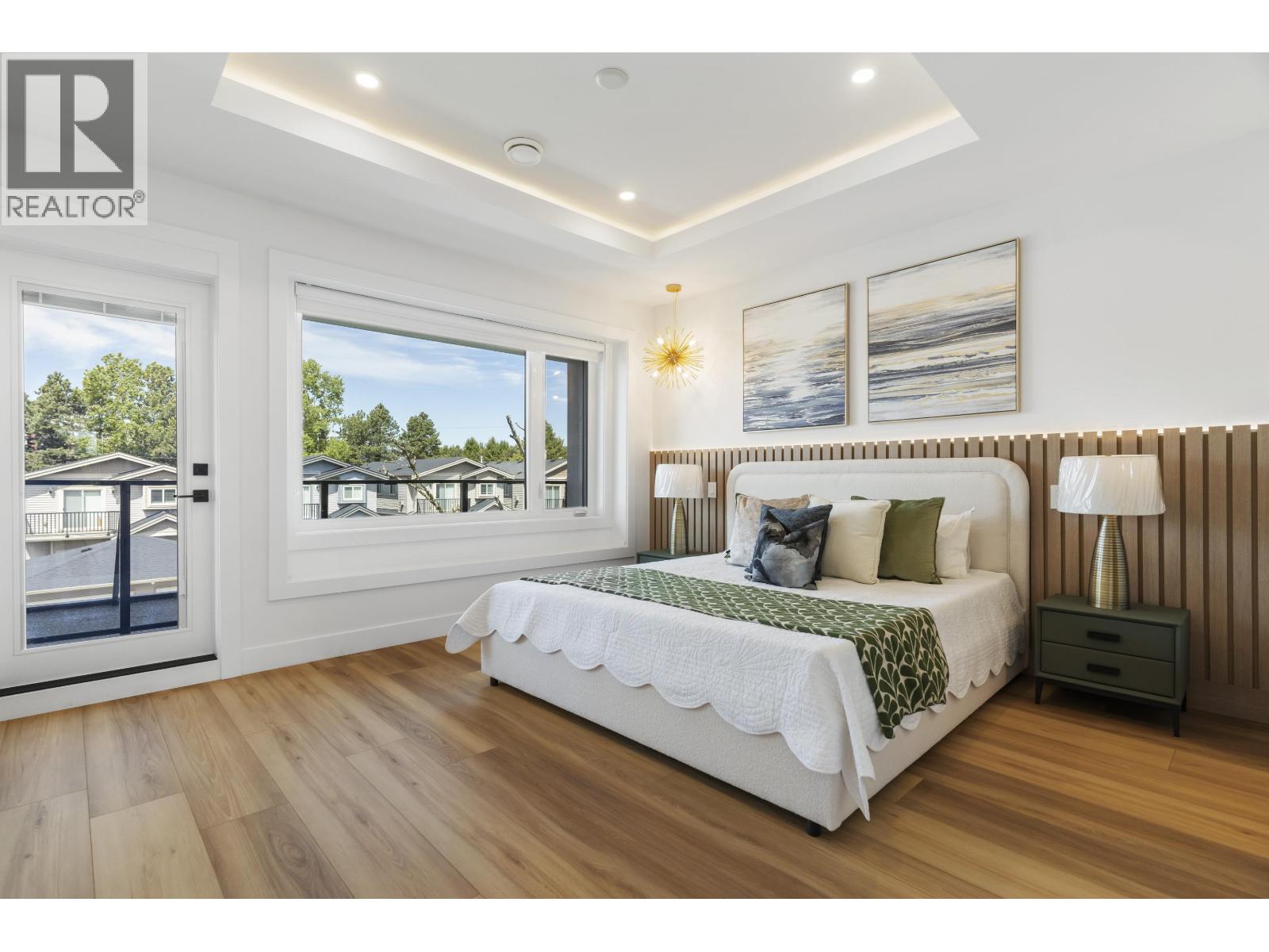 7225 10TH AVENUE, Burnaby