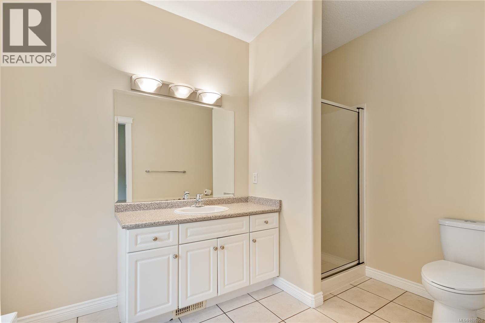 6088 McGirr Rd, Nanaimo