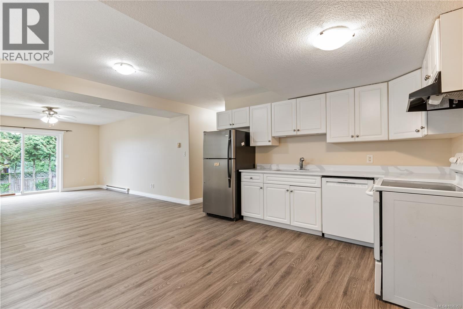 6088 McGirr Rd, Nanaimo