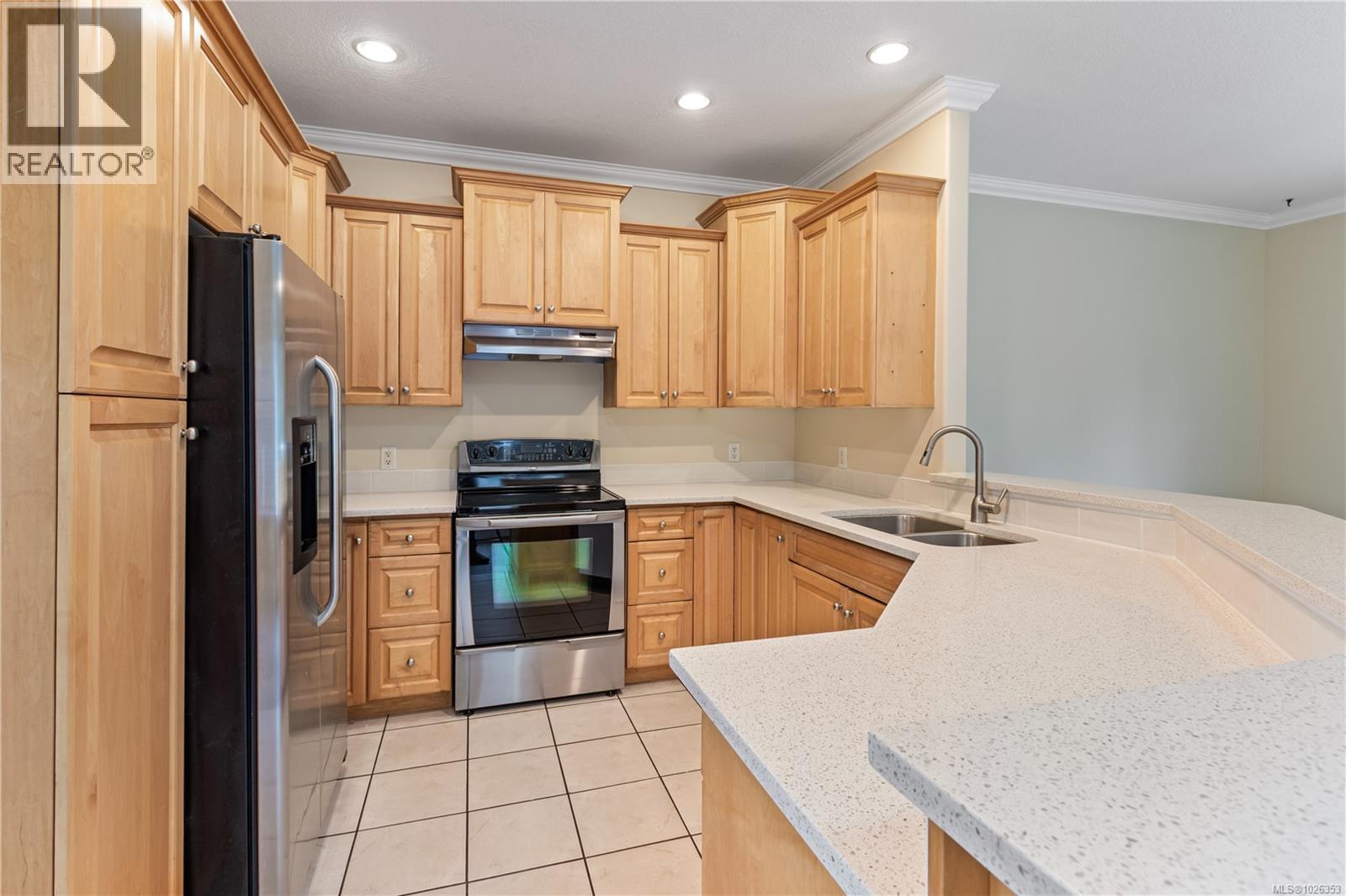 6088 McGirr Rd, Nanaimo