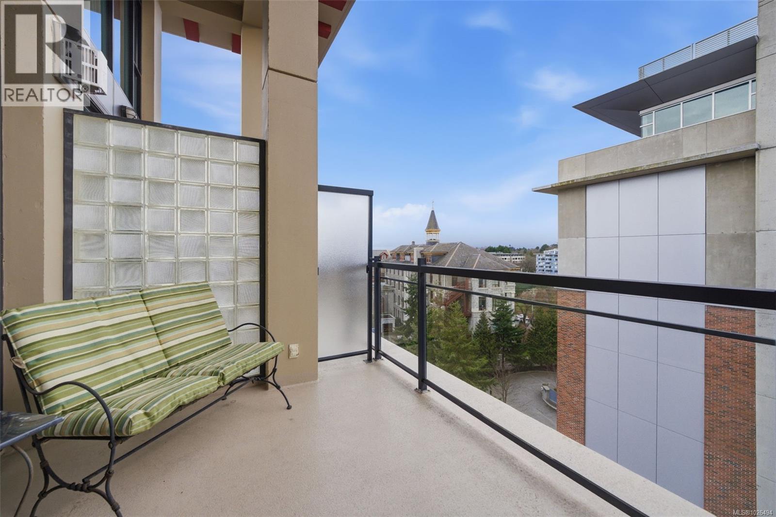 609 827 Fairfield Road, Victoria