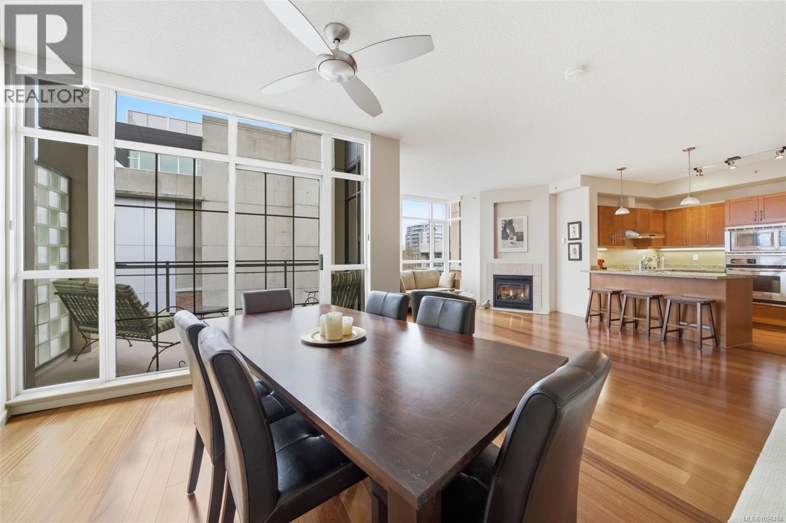 609 827 Fairfield Road, Victoria