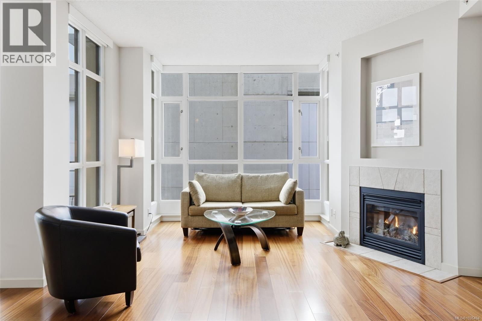 609 827 Fairfield Road, Victoria