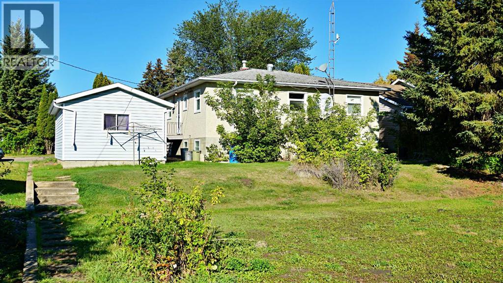 4703 49 STREET - 3
