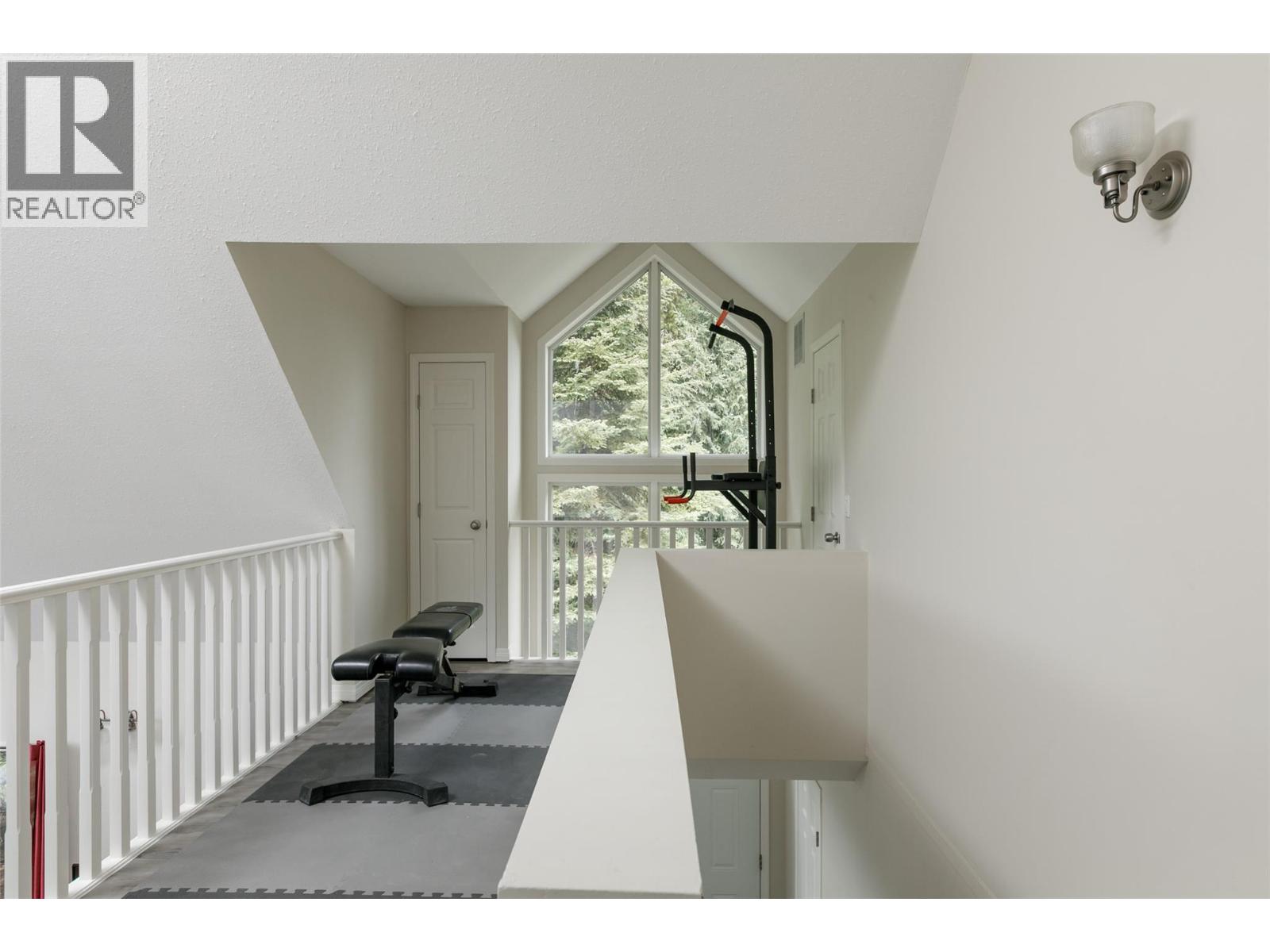 9315 Paradise Road, Kelowna