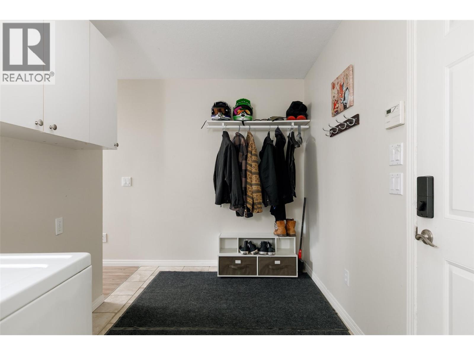 9315 Paradise Road, Kelowna