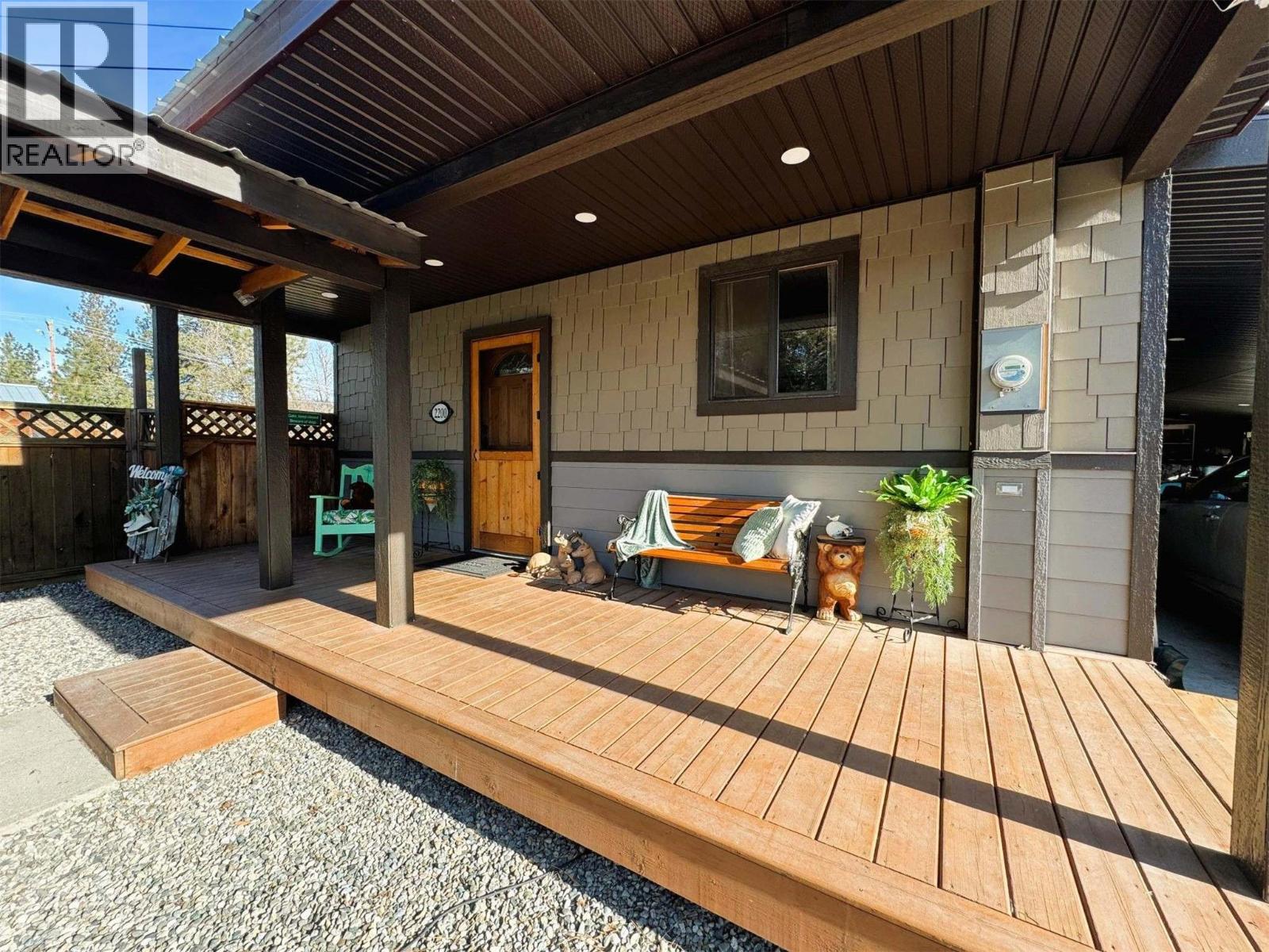 2200 Almond Gardens Road E, Grand Forks