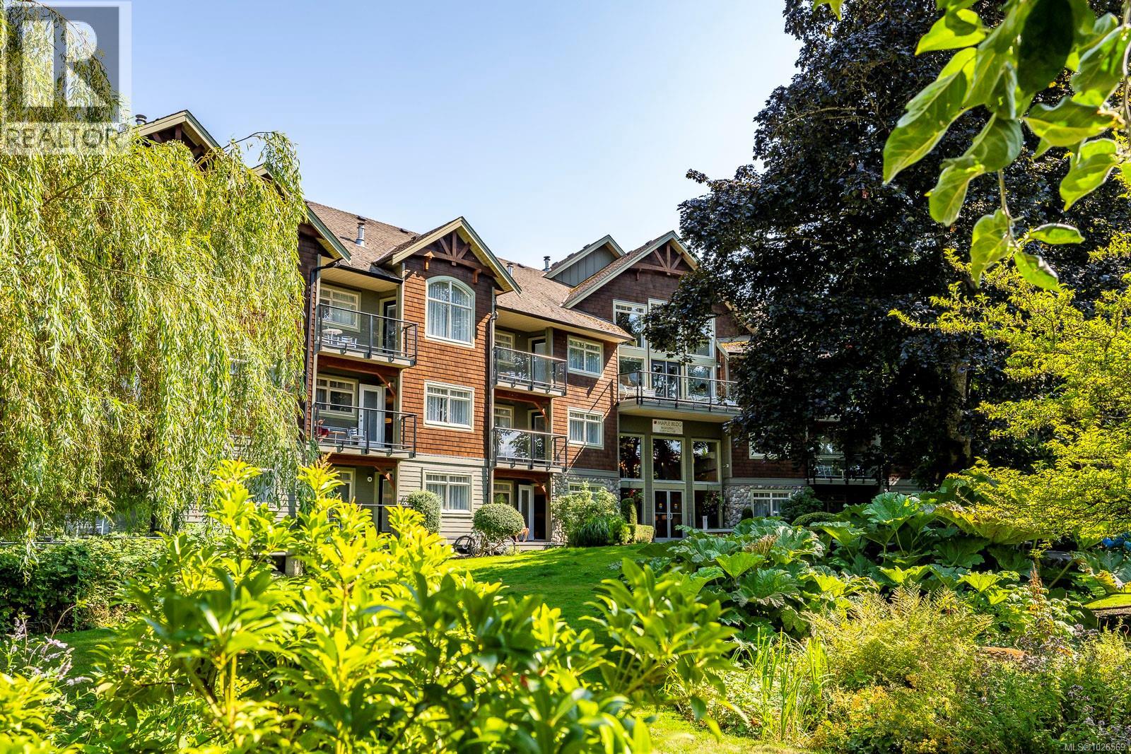 204D 1800 Riverside Lane, Courtenay