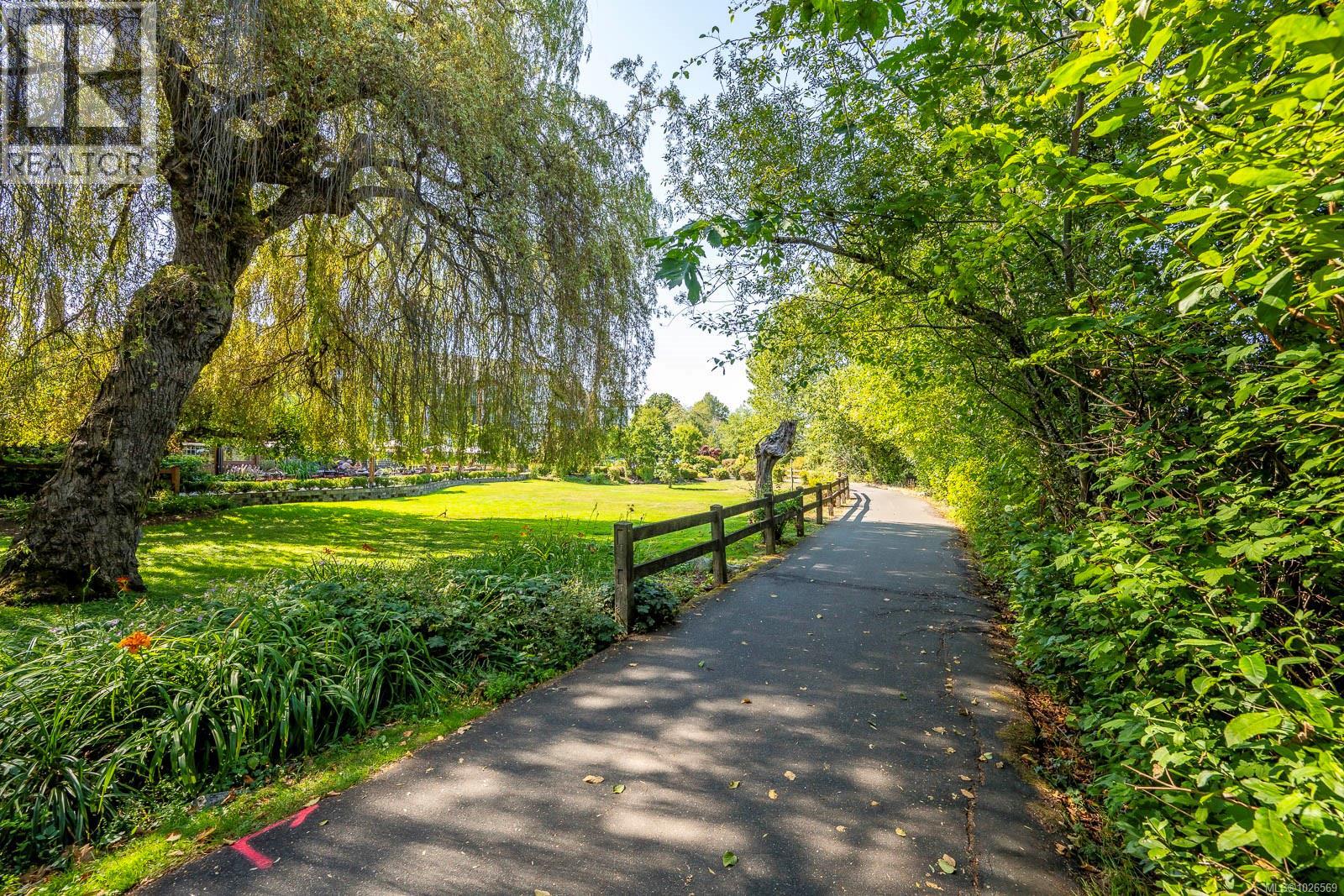 204D 1800 Riverside Lane, Courtenay