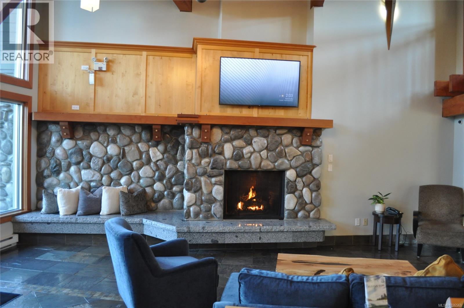 204D 1800 Riverside Lane, Courtenay