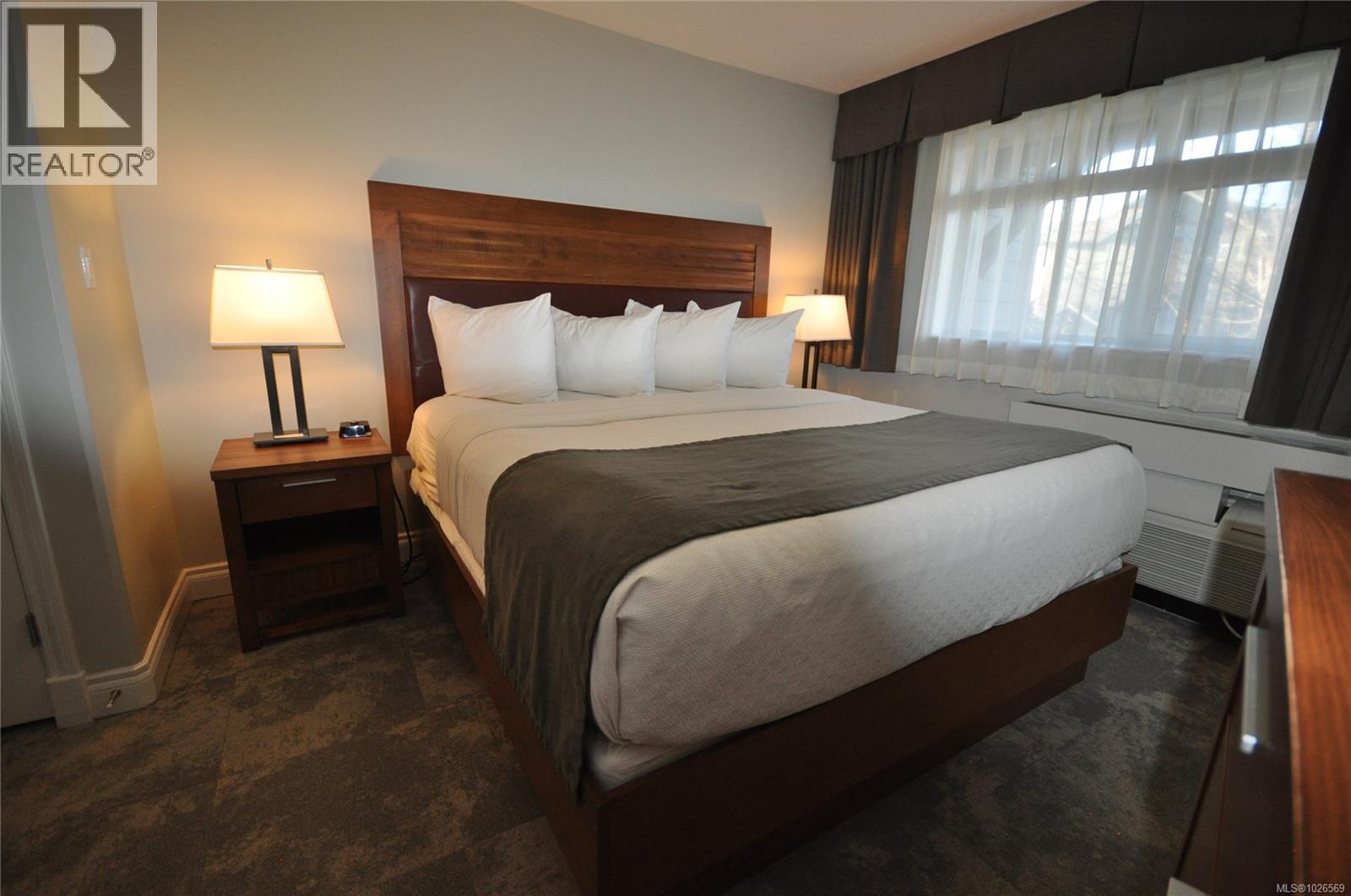 204D 1800 Riverside Lane, Courtenay