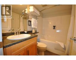 204d 1800 Riverside Lane, Courtenay, BC V9N8C7 Photo 8
