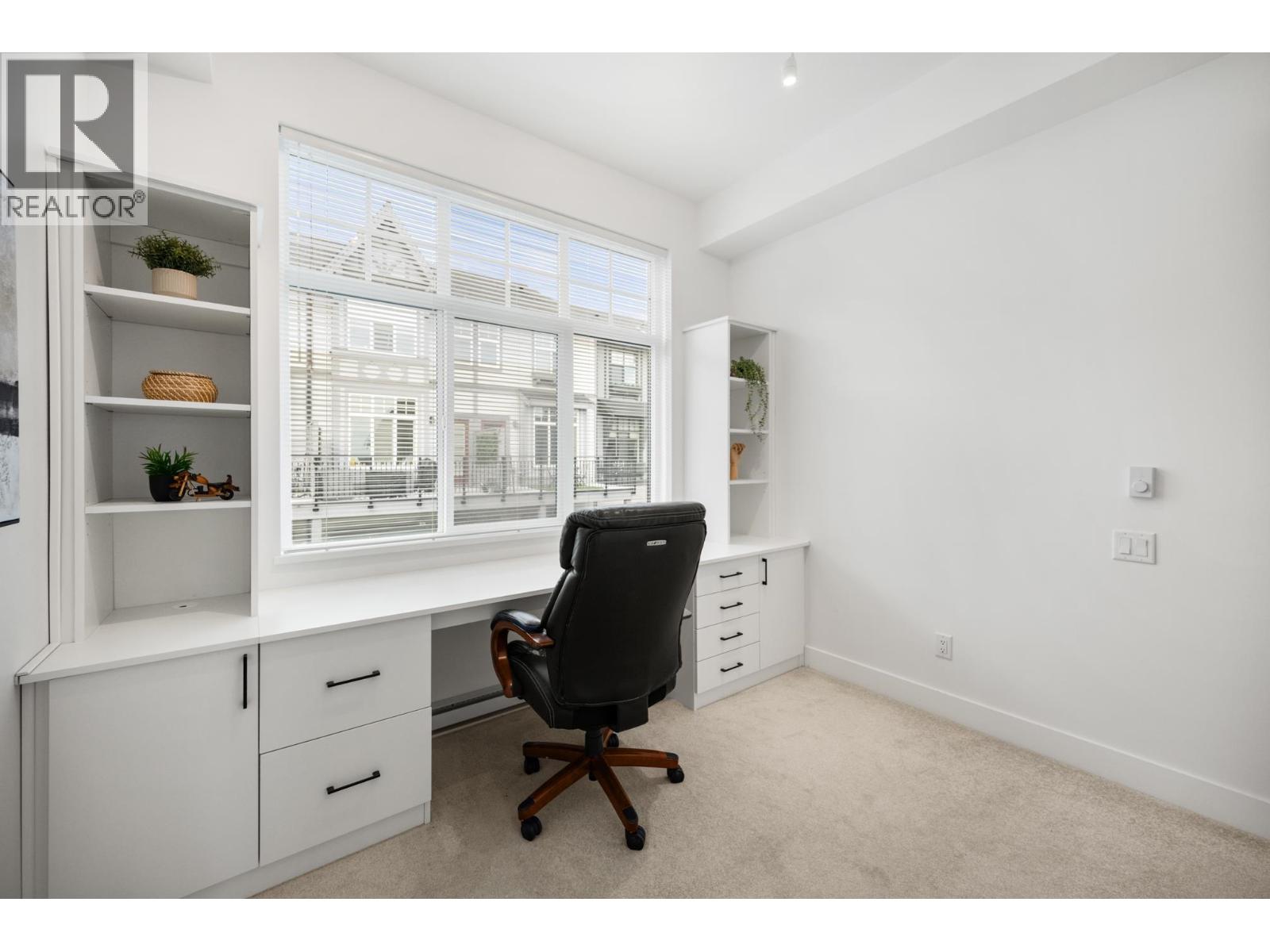 16 3552 VICTORIA DRIVE, Coquitlam